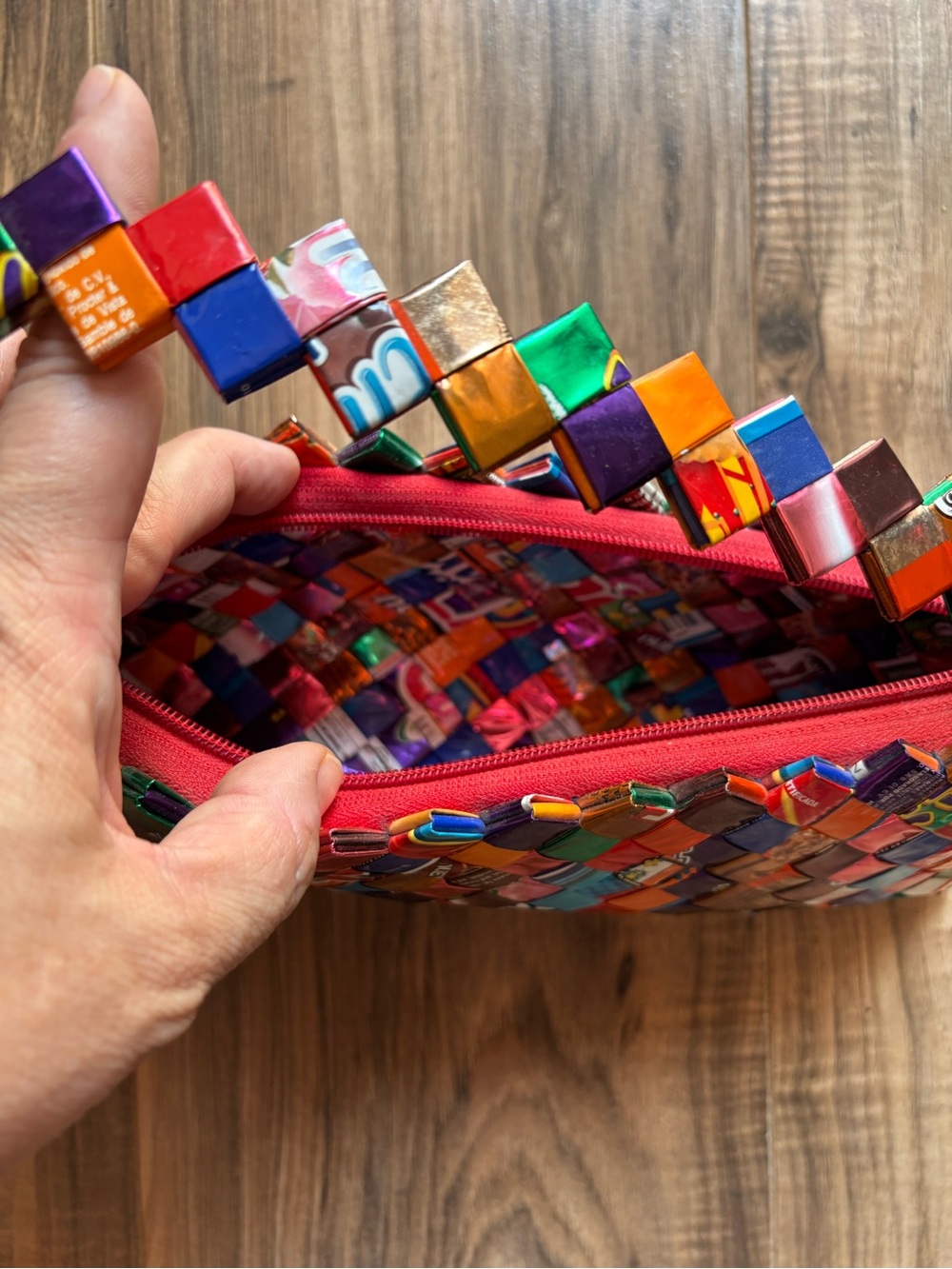 Vintage 1990s Handmade Woven Candy/Gum Wrapper Shoulder Bag Colorful Folk Art - Picture 3 of 5